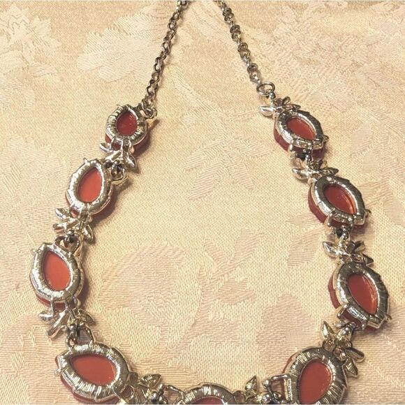 Vintage Red Moonglow Thermoset Panel Link Necklace Mid Century Gold Tone EUC - Picture 5 of 7